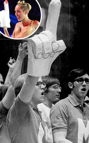 Miley Cyrus, Foam Finger Miley Cyrus, Foam Finger